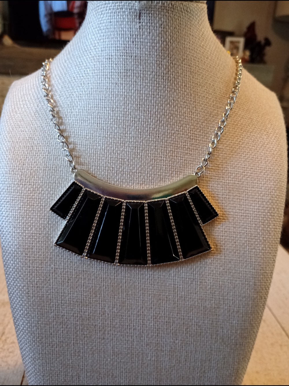 paparazzi Silver-Tone Black Fan Bib Necklace